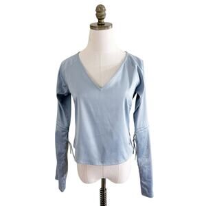 Vintage Y2K Tommy Hilfiger Gray Satin Bell Sleeve Top Size M V-Neck Star Detail